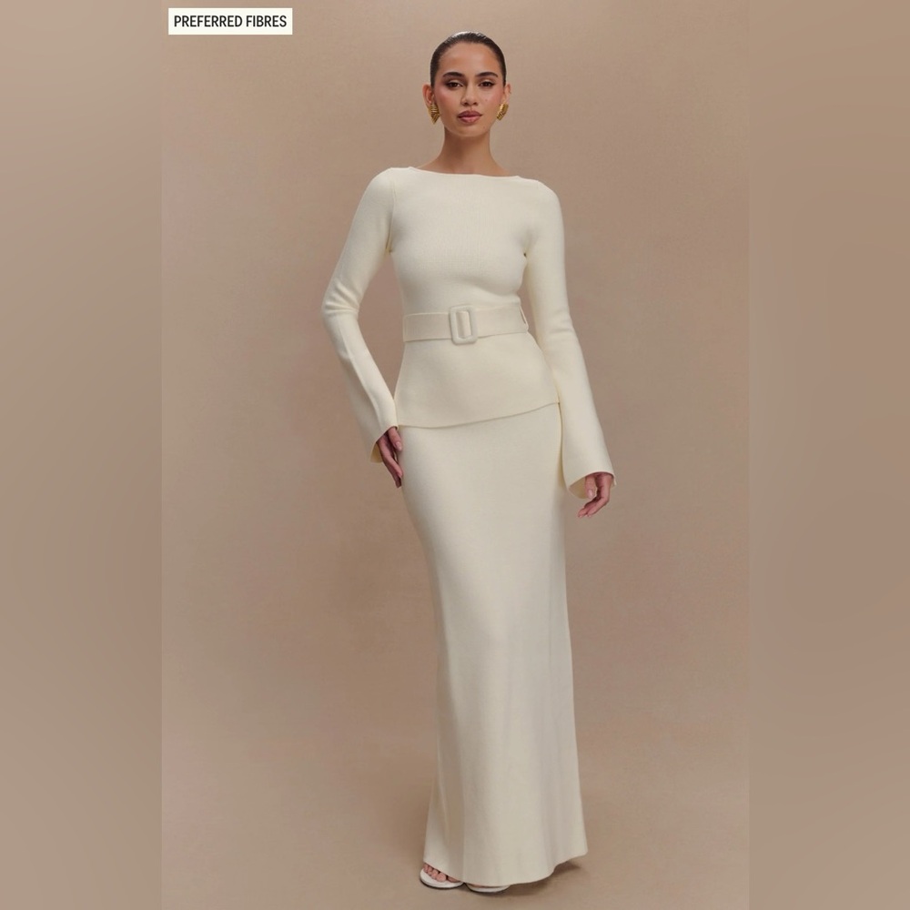 MESHKI Justine Belted Knot Top- Ivory
MESHKI Kyle Knit Maxi Skirt- Ivory